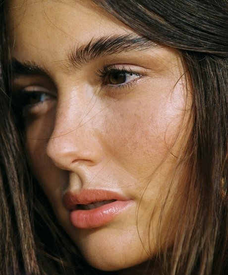 Ella Cervetto estrella sexy imagen