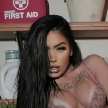MC Mirella pornstar sexy photo