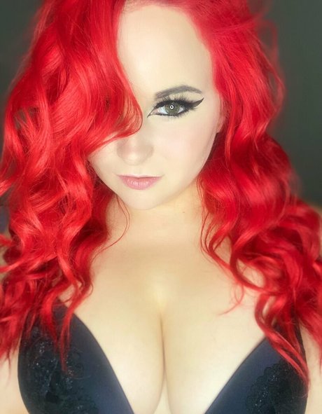 sierranyxfree modelo adulto foto