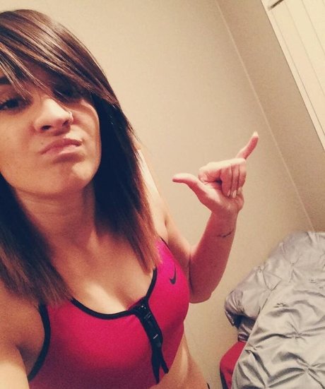 Dakota Kai actriz de alta calidad foto