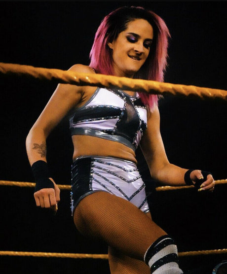 Dakota Kai modelo pornografico fotos