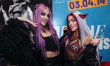 Dakota Kai haut étoile galeries