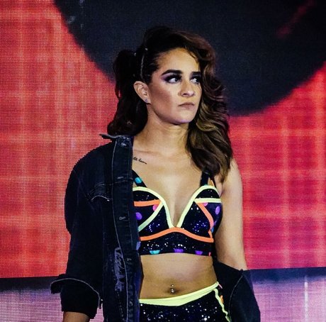 Dakota Kai star pornographique photos