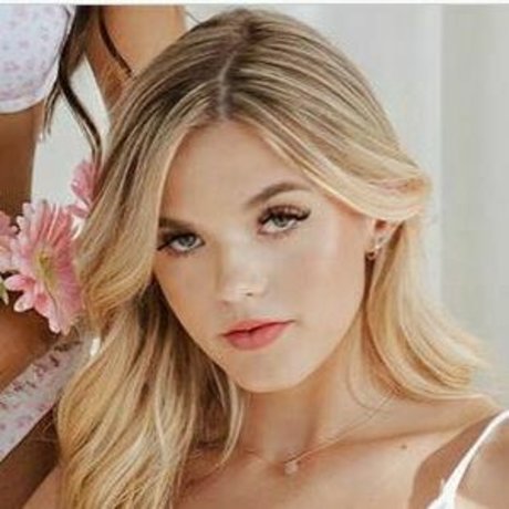Oceans ASMR nude actress pictures