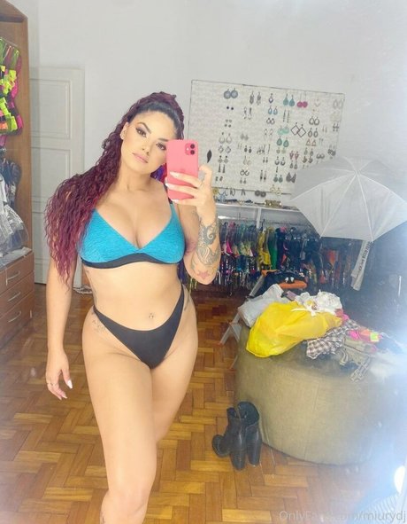 Amanda Miury modelo sexual archivo