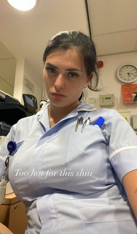 Olivia Forsbrook modèle adulte photos