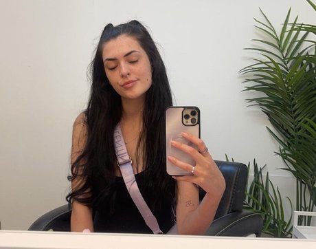 Olivia Forsbrook buena actriz fotos