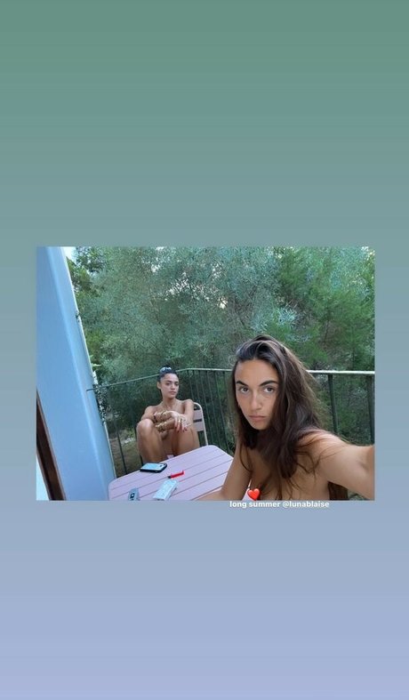 Luna Blaise mejor modelo foto