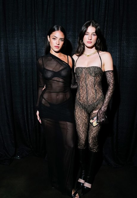 Luna Blaise estrella porno sexy imágenes