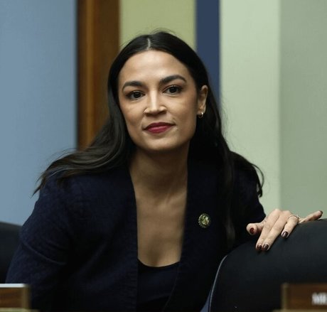 Alexandria Ocasio Cortez modèle pornographique photo