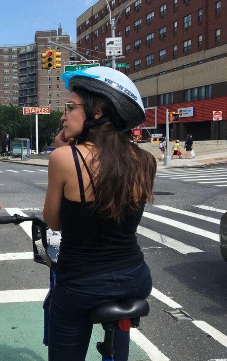 Alexandria Ocasio Cortez pornstar naked picture