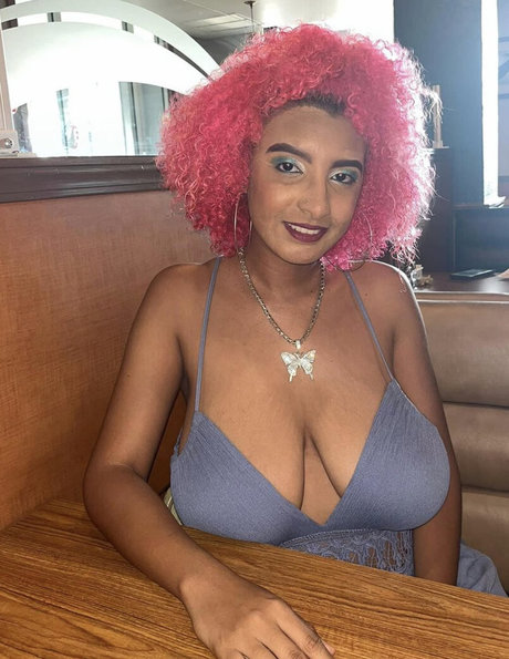 Graham Cecilio modelo sexy archivo