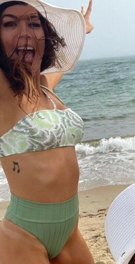 Jackie Redmond art modèle archive