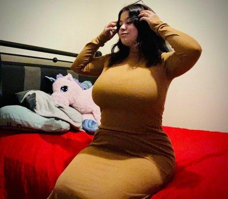 Paulina Davila modelo desnudos galerías