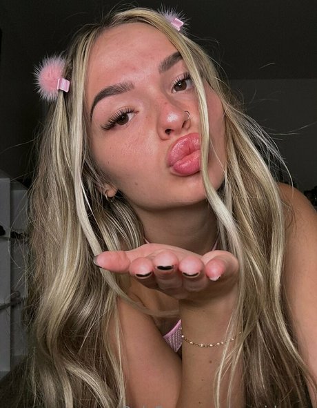 cassidyraw estrella desnuda imagen