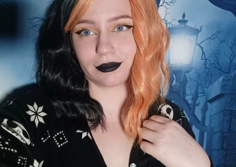 lilithcrossbones estrella libre foto