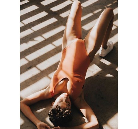 Andy Allo étoile hd images