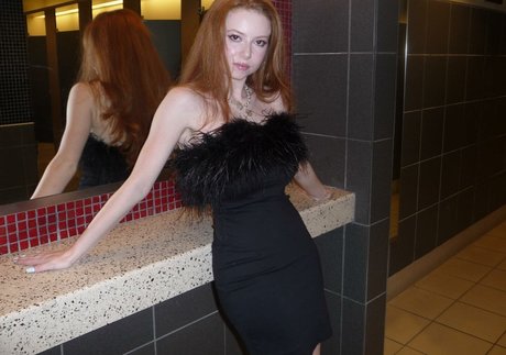 Francesca Capaldi xxx étoile images