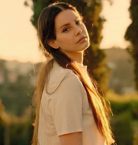 Lana Del Rey joli modèle galerie