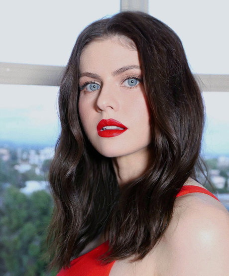 Alexandra Daddario sexe star du porno img