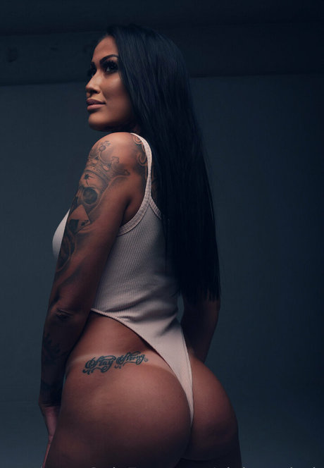 aleksandra myuller actrice de nus photos