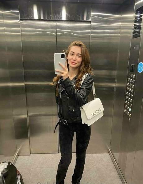 nastyacrazymo actrice érotique archive