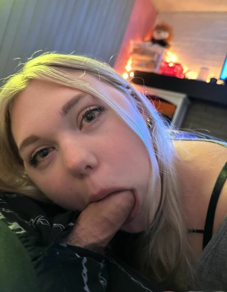 Lxves hd pornstar photos