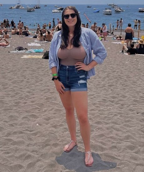 Hannah F bonita estrella porno galerías