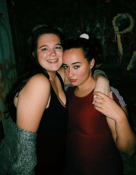 Hannah F estrella porno hd imagen