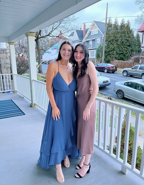 Hannah F étoile nue img