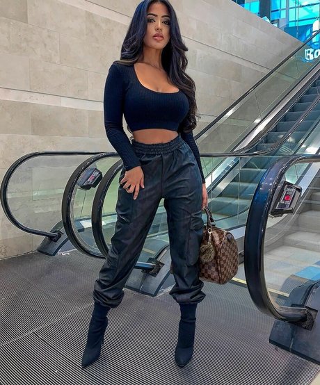 trans ebony onlyfans hot naked pictures