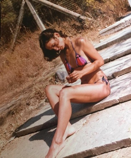 Nina Dobrev xxx actress photos