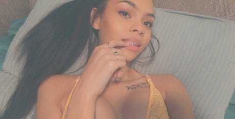 babyalinakay star du porno érotique galeries