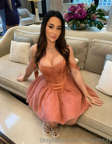 TrainWithTay perfect actress gallery