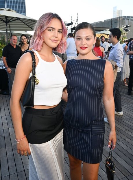 Madison Iseman Miniatura