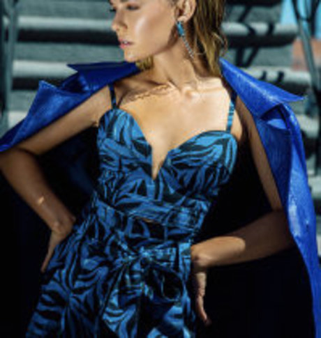 Madison Iseman actriz xxx fotos