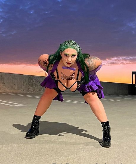 Jadynn Stone star érotique image