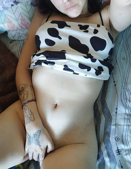 LilR4v3n4 pornstar sex image