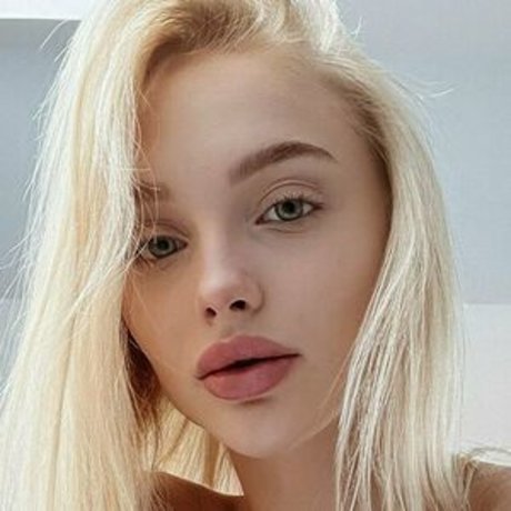 Flexibledi sex pornstar pics