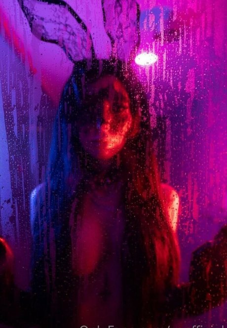 ZOO pornographic actress picture