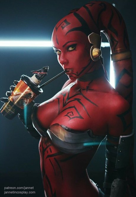 Jannet In Cosplay star du porno sexy galeries