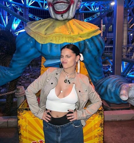 Inde Navarrette pretty pornstar image