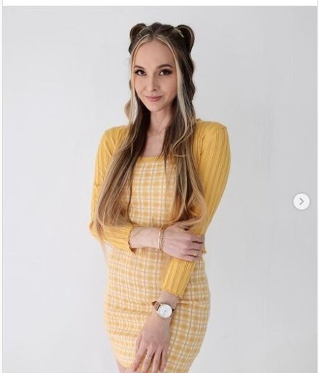 Fasffy model hot galleries