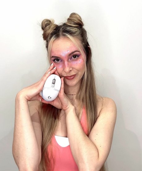 Fasffy hermosa actriz imagen