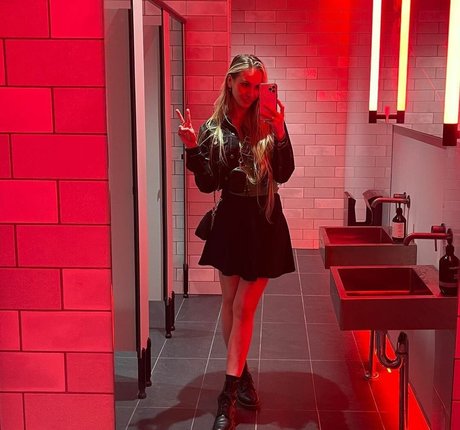 Fasffy haut de star du porno des photos