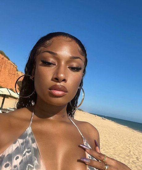 Megan Thee Stallion modèle artistique images