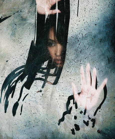 Tinashe modèle nu galeries