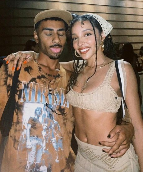 Tinashe estrella porno atractiva imagen