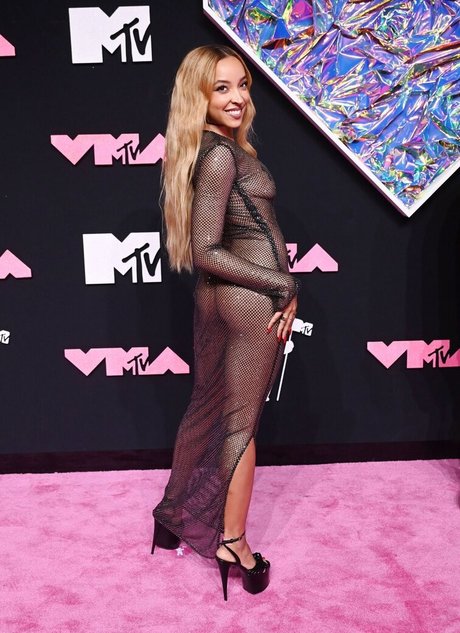 Tinashe profile image