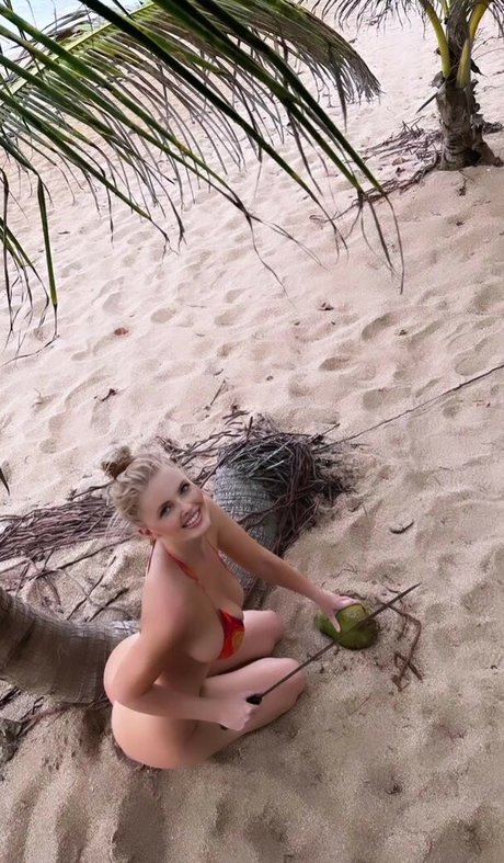 ZiennaEve actriz exclusiva galería